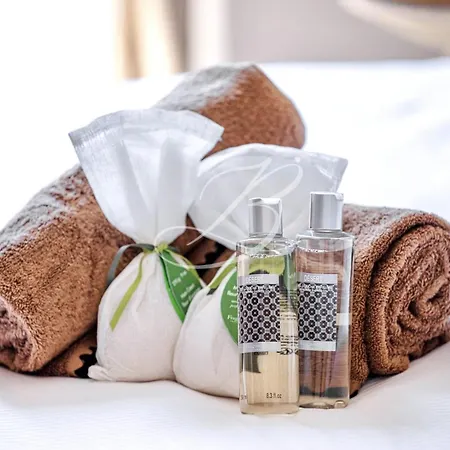 Le Mane - Haussmannien Centre Апартаменты